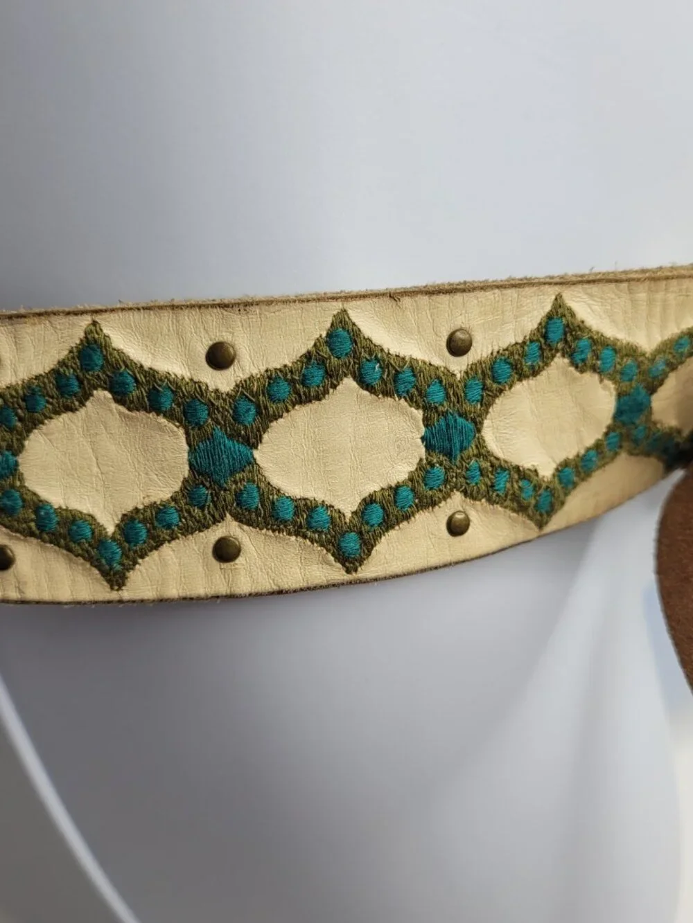 Lucky Brand cream green geometric embroidered boho soho western belt size xl
